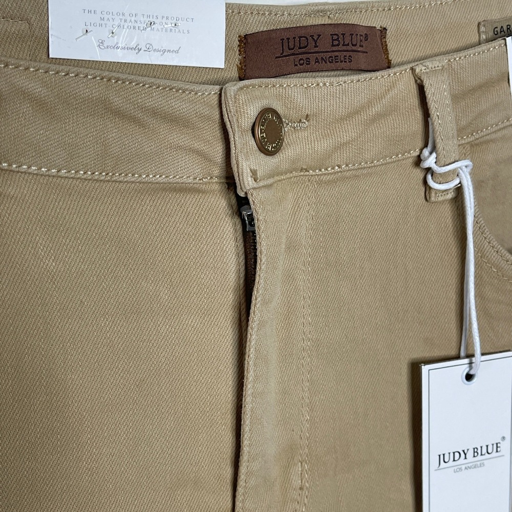 Judy Blue Khaki Tan‎ Garment Dyed Mid Rise Cuffed Denim Shorts XL New - Picture 4 of 7